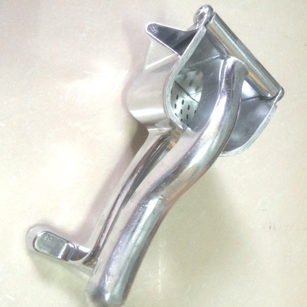 Lemon Squeezer - LakayFinds.com